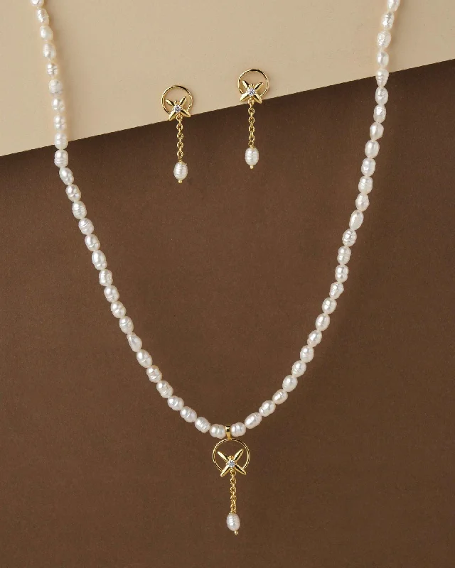 Sparkling Silver Necklace for Evening Look-Elegant Pearl Necklace Set