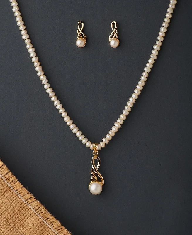 Simple Gemstone Necklace for Daily Wear-Classy Real Pearl Necklace Set