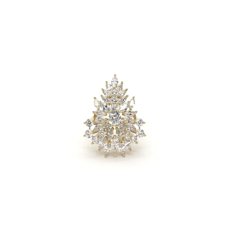 Trendy Engagement Ring with Halo Design-Marquise Stone Cluster Ring (14K)