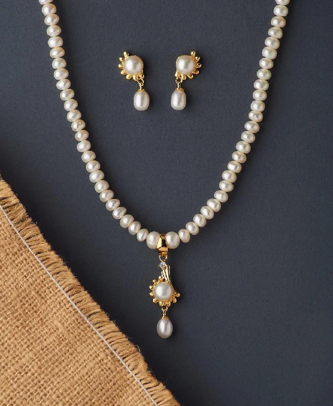 Large Gemstone Necklace for Glamorous Looks-Elegant Real Pearl Necklace Set