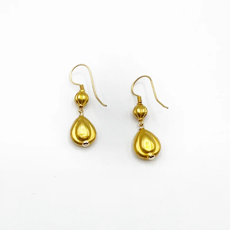 Classic Dangle Earrings for Brides-Shell Drops in Gold Vermeil on Wire Earrings