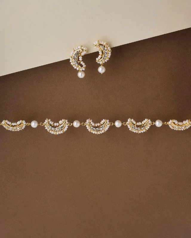 Simple Pearl Necklace for Bridesmaids-Delightful Pearl Necklace Sets