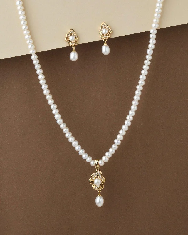 Luxury Silver Necklace with Diamonds-Elegant Real Pearl Necklace Set S23550