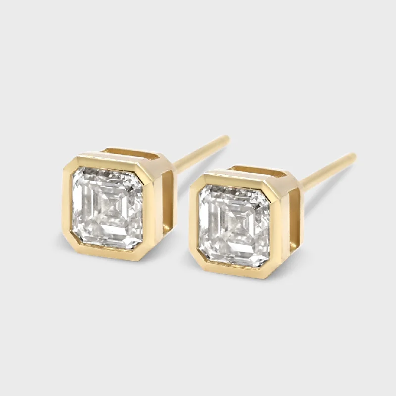 Modern Pearl Earrings for Weddings-Bezel Set Asscher Cut Studs