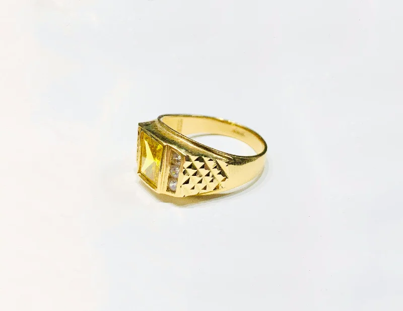 Custom Men’s Ring with Birthstone and Engraving-Square CZ Ring (14K).