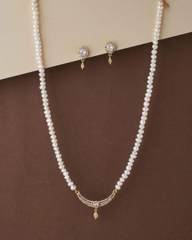 Trendy Layered Necklace for Stylish Look-Elegant Real Pearl Necklace Set